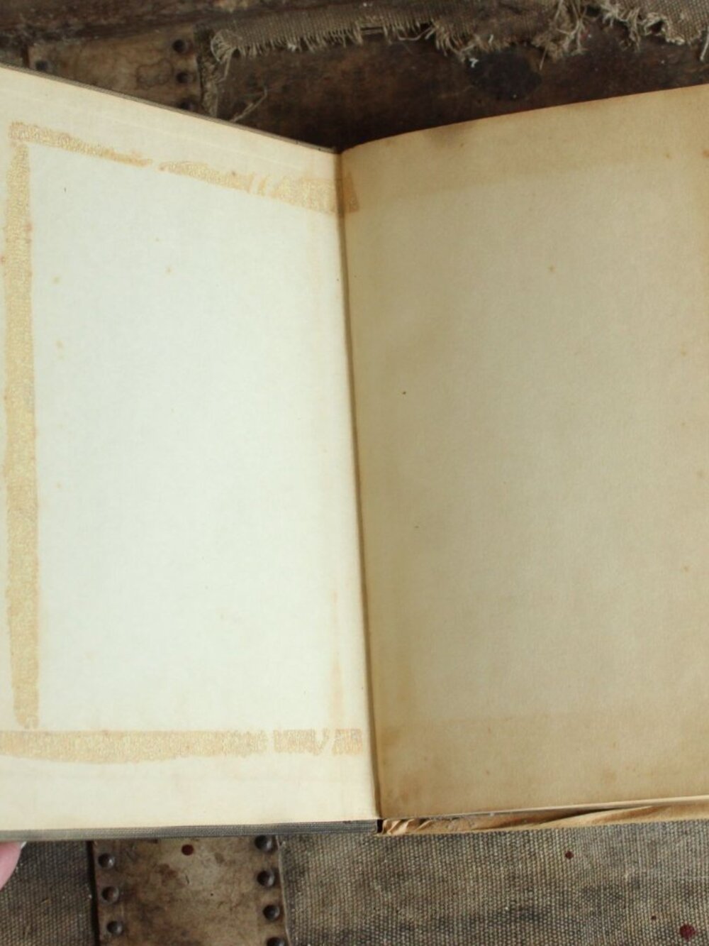 Vintage 1940s Book, Mademoiselle Fifi by Guy De Maupassant, And Other Stories, - Picture 4 of 10